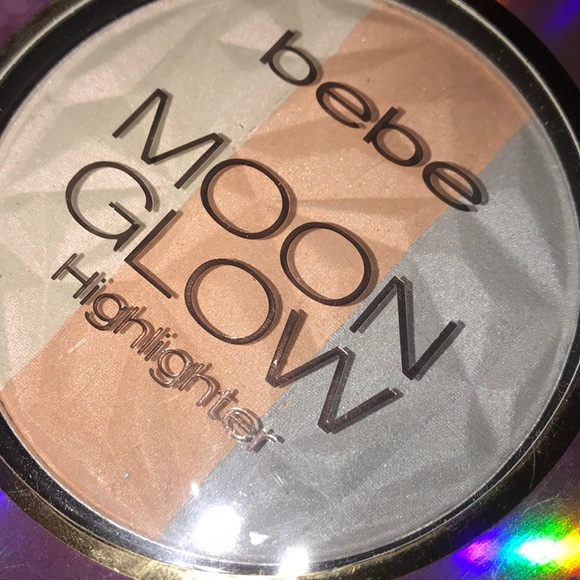 Bebe. Moon glow highlighter brand new - Picture 3 of 3